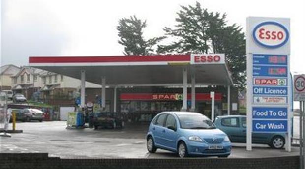 Bude Service Station - Esso Picture 1