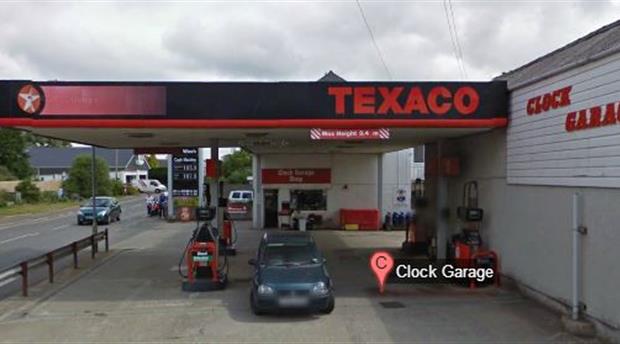Rock - Clock Garage Picture 1