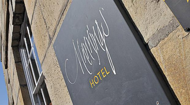 Mannings Bar & Restaurant Picture 1