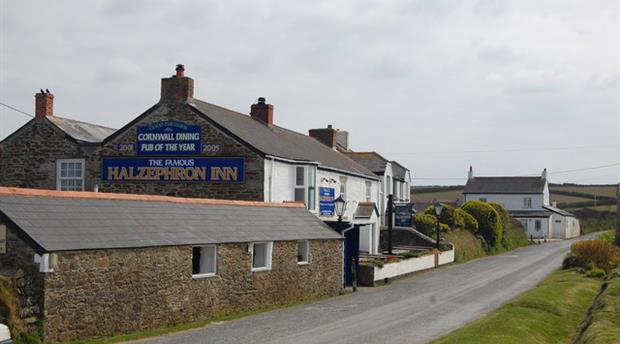 The Halzephron Inn - B&B Picture 1