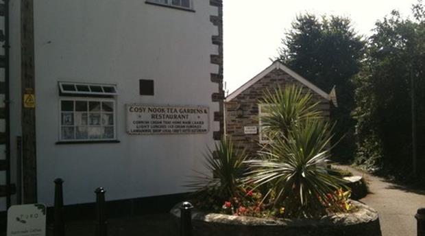 Cosy Nook Tea Gardens & Restaurant Picture 1