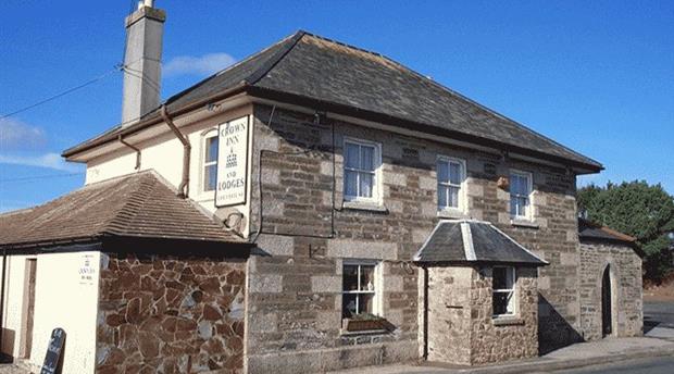 Crown Inn & Lodges Picture 1