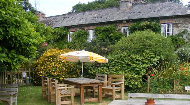 Falcon Inn Picture 1