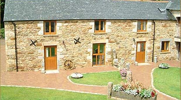 Trendrean Farm Barns Picture 1