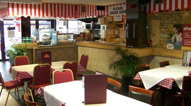 Kimz Kitchen Diner Picture 1