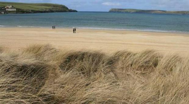 Hawkers Cove Picture 1