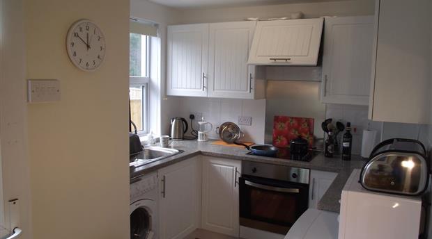 Inbetween Cottage Picture 5