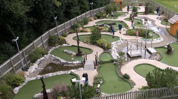 Woodland Adventure Golf Picture 3