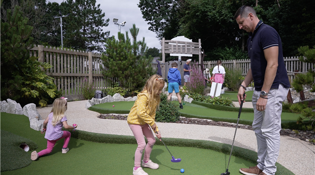Woodland Adventure Golf Picture 1
