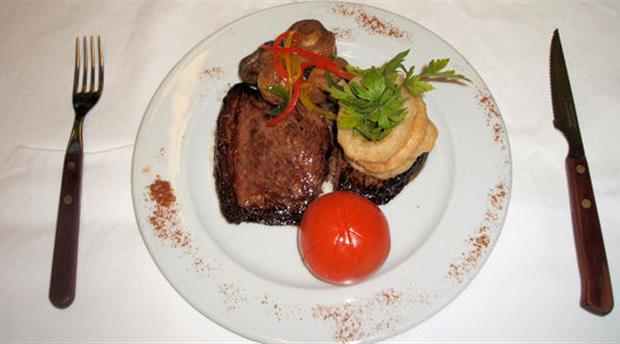 The Rosslyn Hotel & Restaurant Picture 2