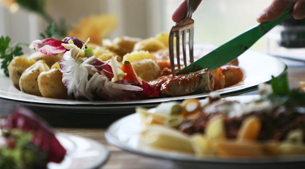 Headland Hotel - Food & Drink Picture 2