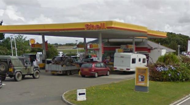 Carland Cross A30 - Shell station Picture 1